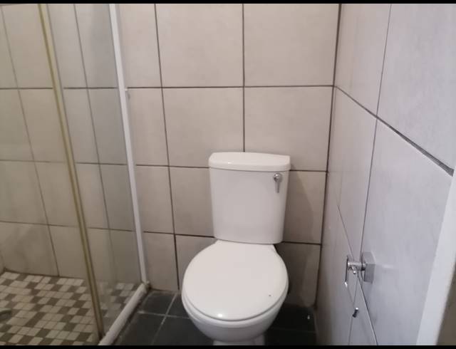 4 BEDROOM HOUSE FOR SALE IN GEELHOUTPARK